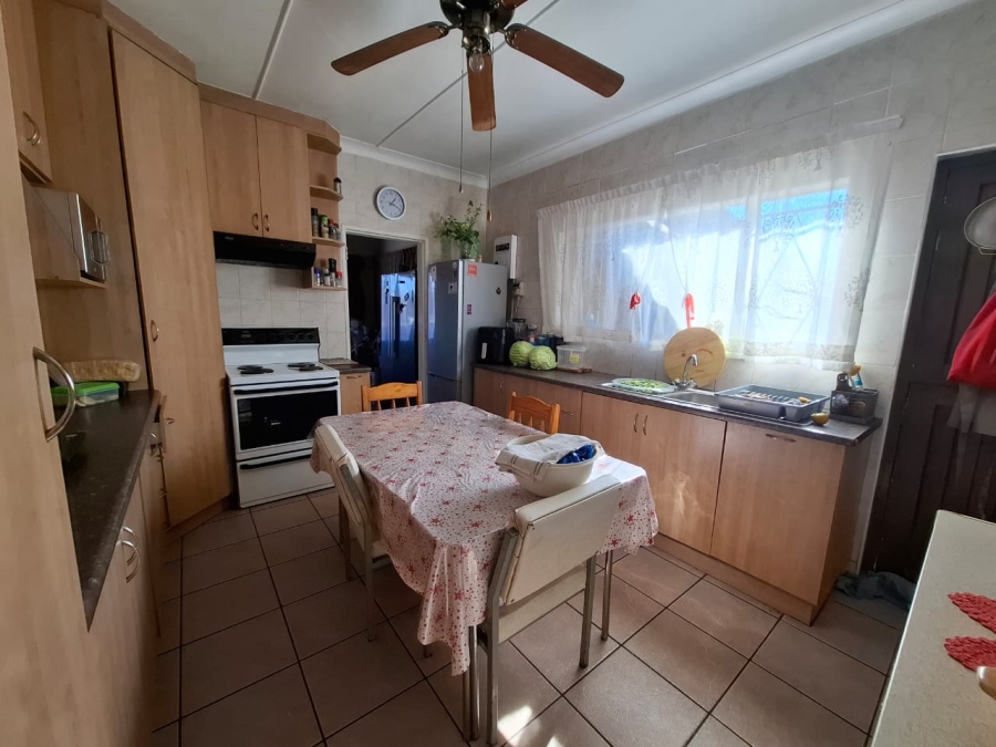4 Bedroom Property for Sale in Hospitaalpark Free State